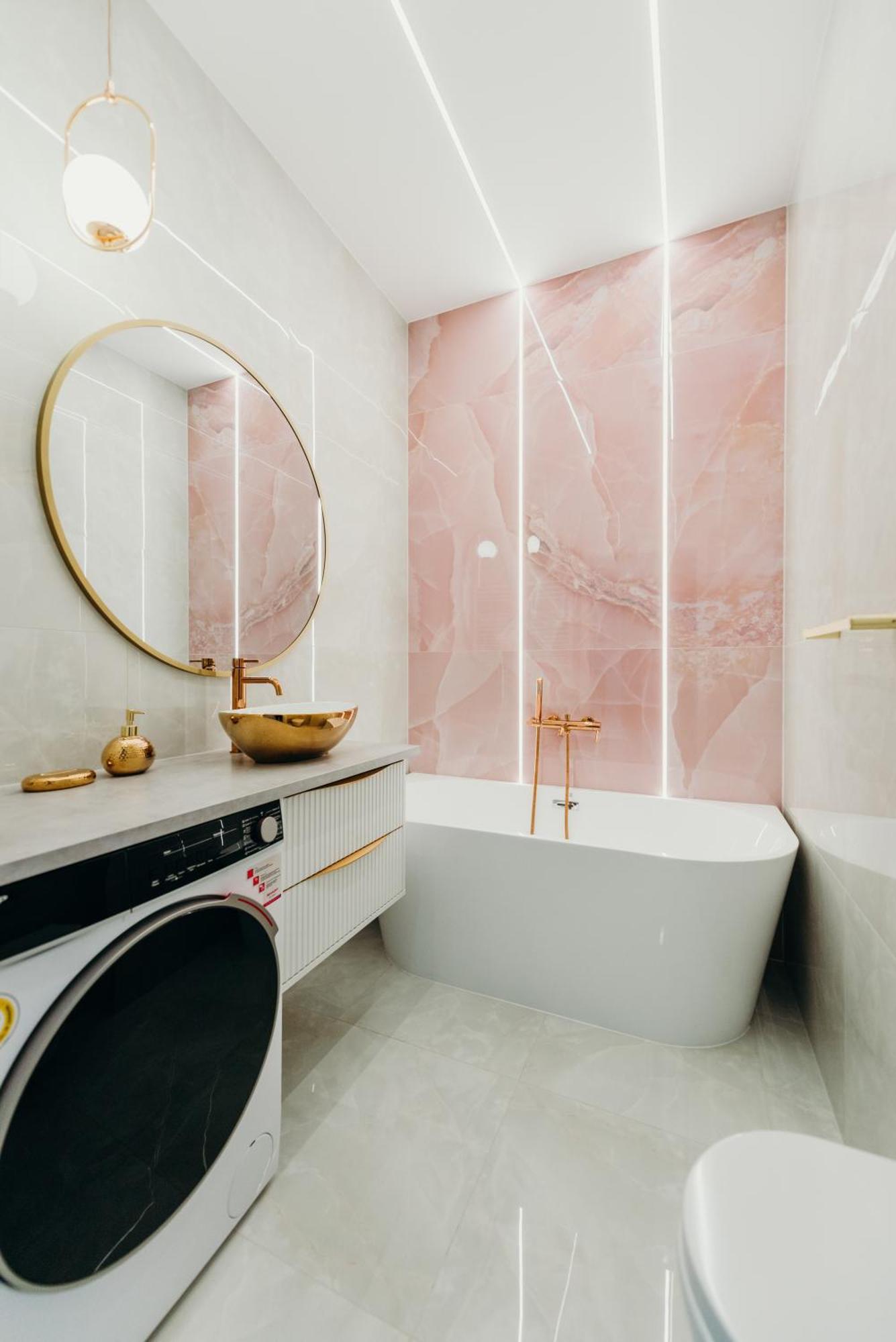 3 Bedrooms Premium Bella Rosa For 8 Guests With Ac And Underground Parking Rzeszów