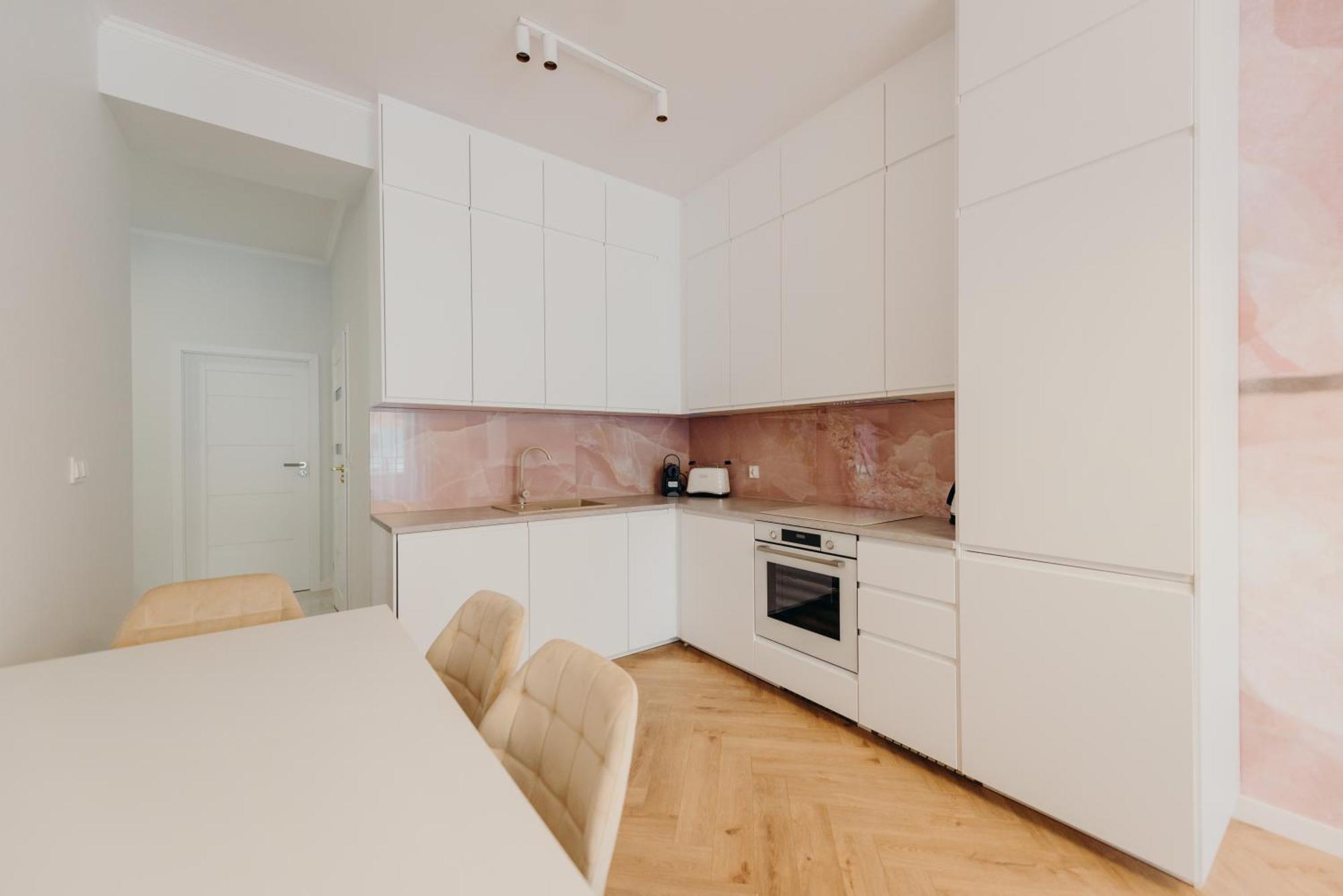 Apartment 3 Bedrooms Premium Bella Rosa For 8 Guests With Ac And Underground Parking Rzeszów